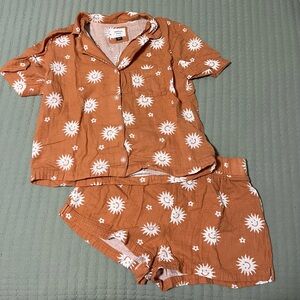 Women’s Medium American Eagle Patterned PJ Set